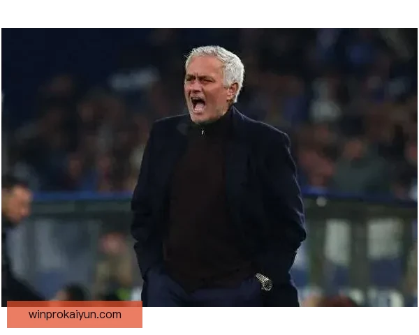 穆里尼奥反压迫理念逐渐受到关注，球队防守表现稳健有望提升战绩。